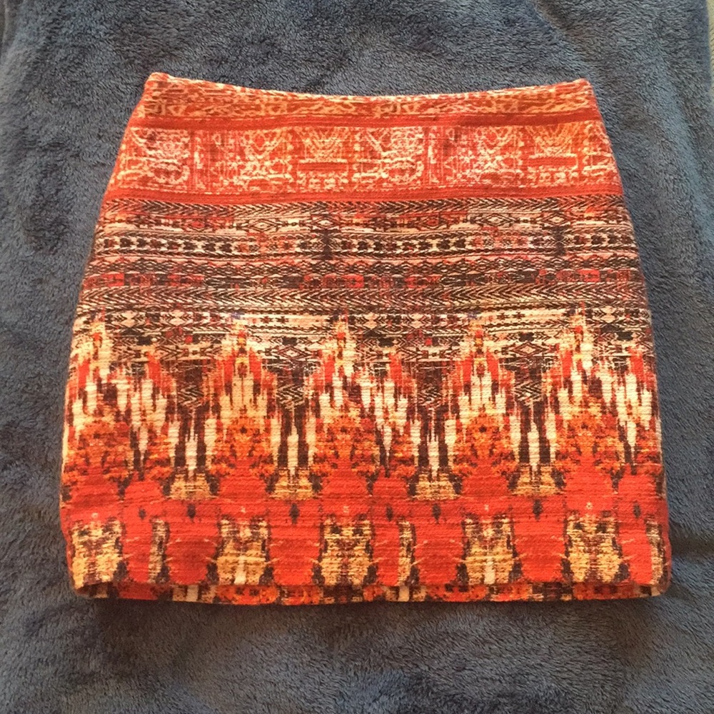 H&M Textured Mini Skirt